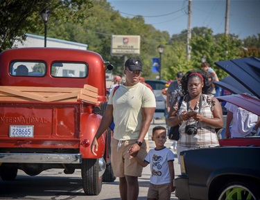 Spectators on Merriam Drive