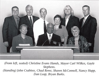 Mayor Carl Wilkes with City Council, 2006