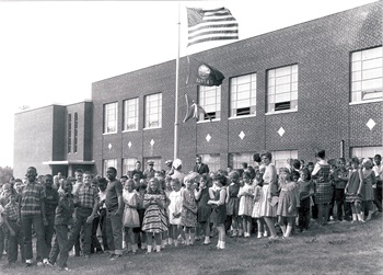 Students at South Park Elementary, an integrated school